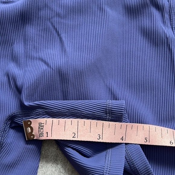 Til You Collapse Ribbed Vortex Ruched Shorts Violet large side tie 4’ inseam - Picture 5 of 8